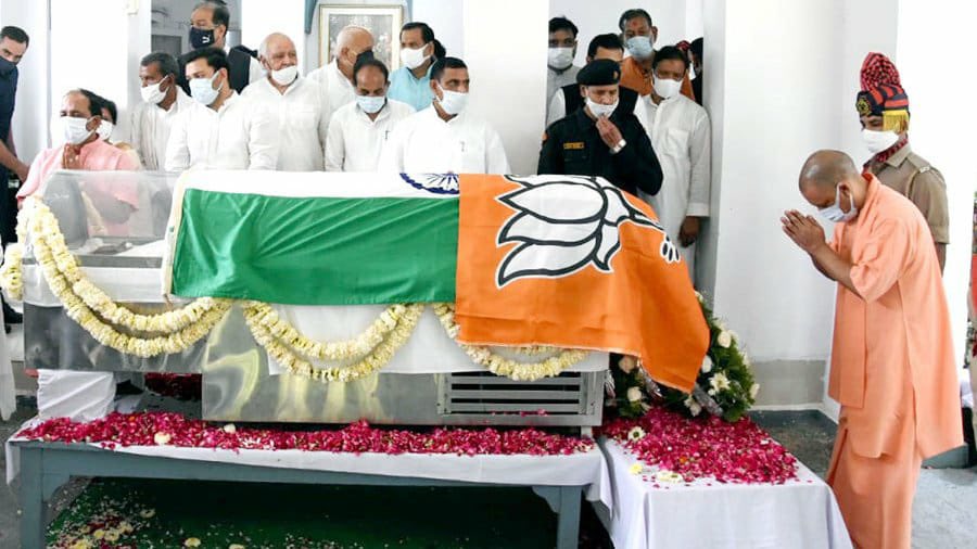 BJP violates Indian Flag Code, places party flag over tricolor on Kalyan Singh's mortal remains